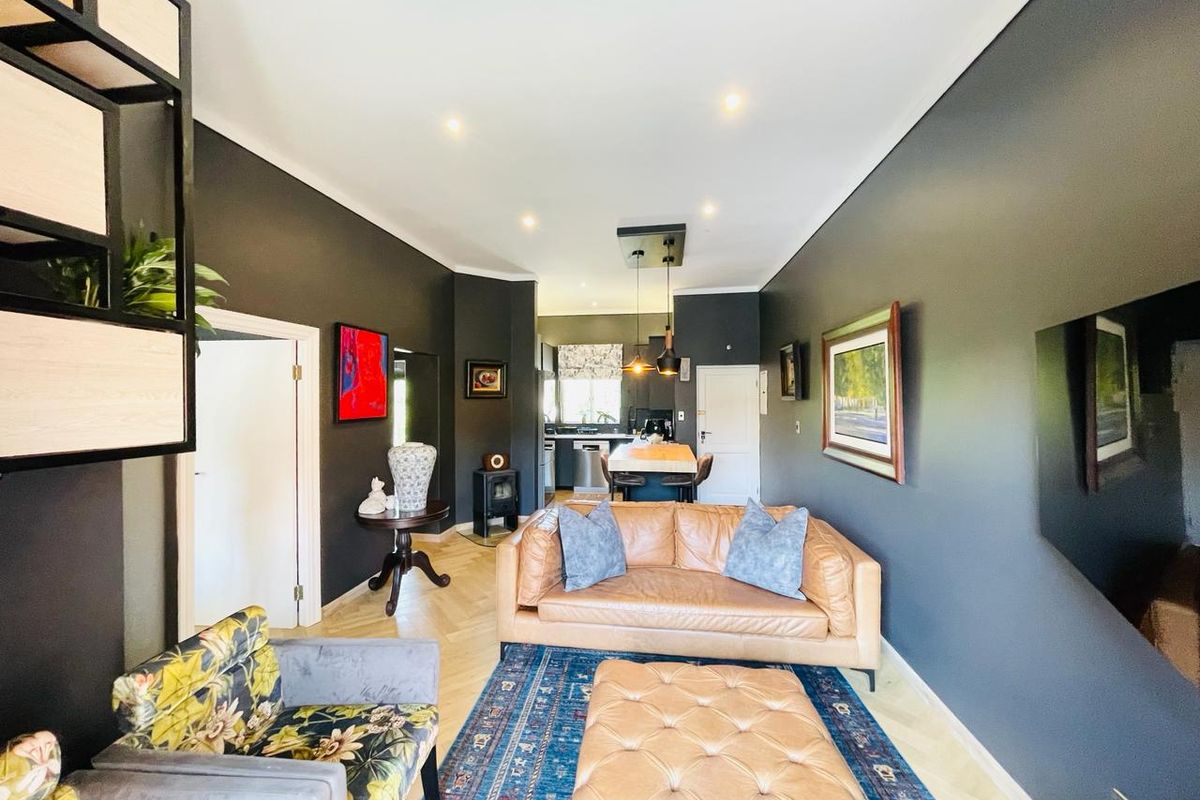 2 Bed Furnished Apartment for Rent at The Melrose - Photo 4