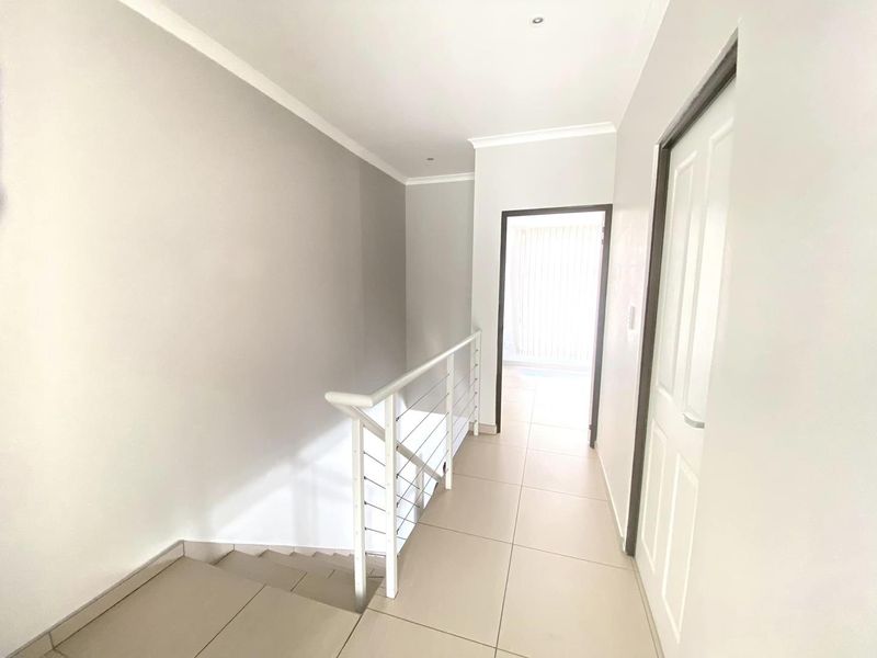 2 Bedroom Townhouse For Sale - Photo 8