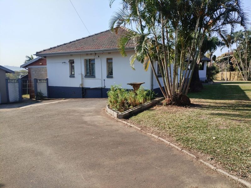 3 Bedroom House for sale in Malvern - Photo 2