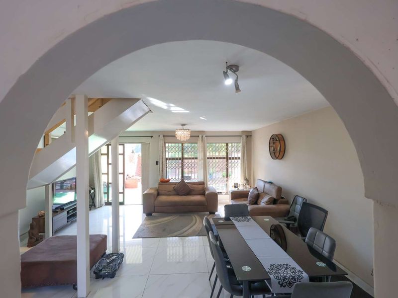 Stylish 3-Bedroom Duplex- Entertain In Style with Private Garden and Built In Braai - Photo 3