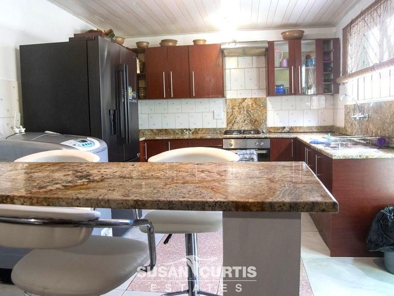 Blend of Classic & Modern - Photo 5