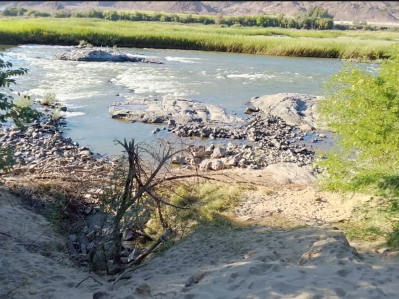 Irrigation plot located near Noordoewer with canal water available. - Photo 1