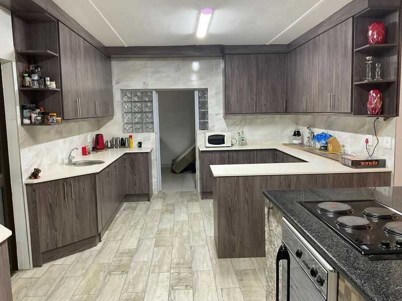 PRIME MULTI PURPOSE PROPERTY FOR SALE IN JOOSTENBERGVLAKTE - Photo 7