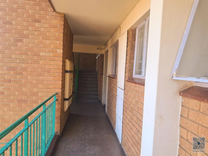 1 Bedroom Apartment In Kalahari Complex In Sunnyside - Photo 8
