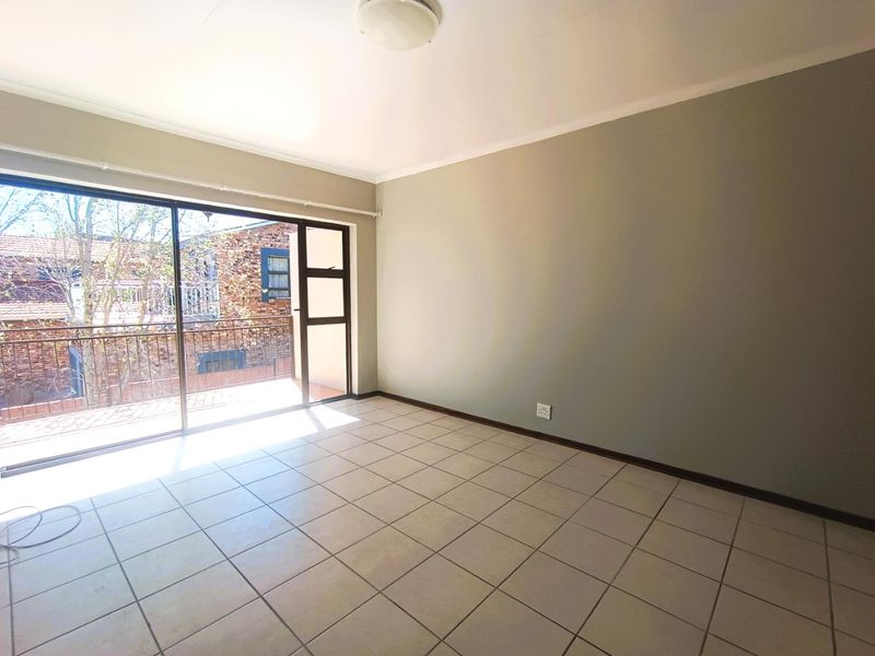 Modern Comfort Meets Smart Investment - Photo 8