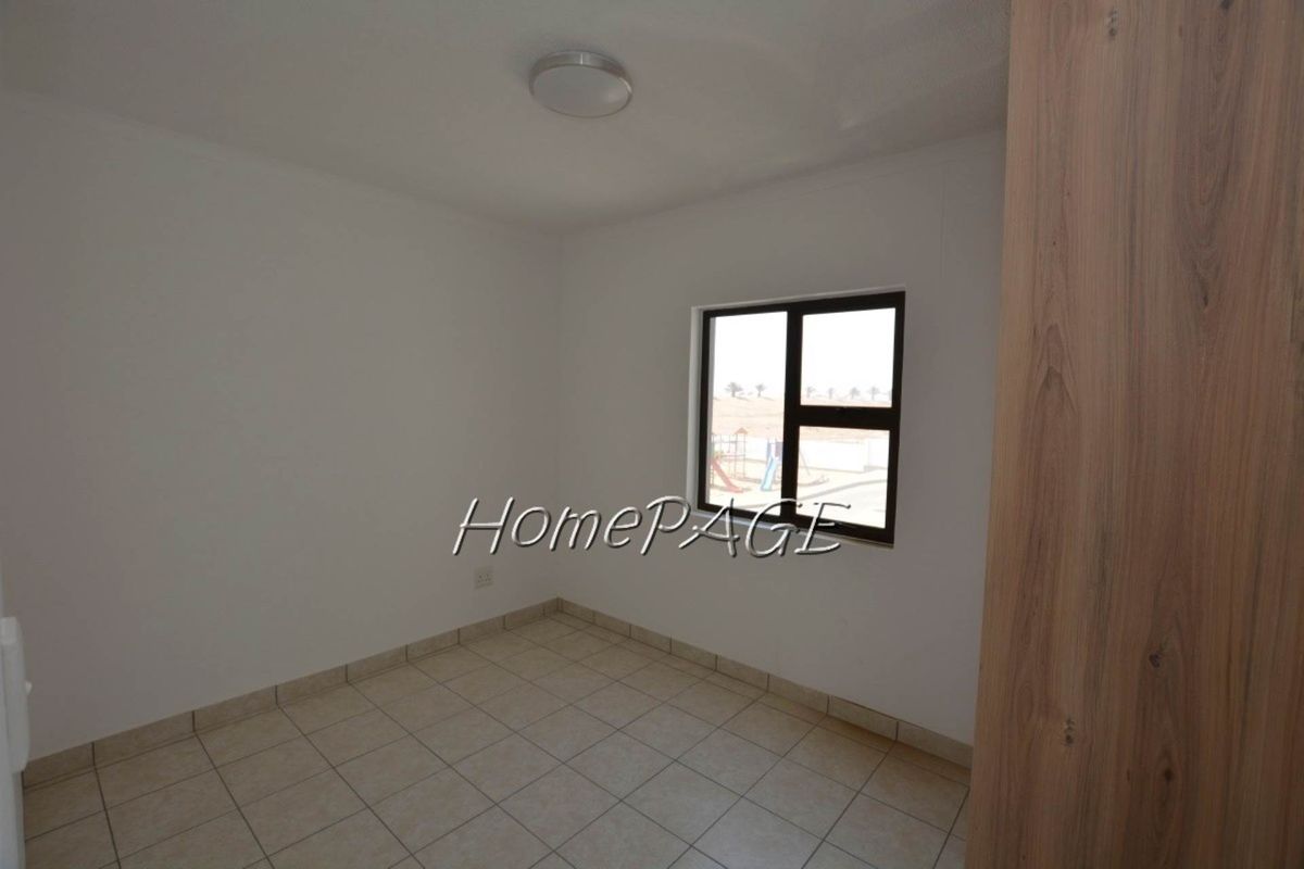 Narraville, Walvis Bay:  Unit in Pelican Platz is for sale - Photo 5