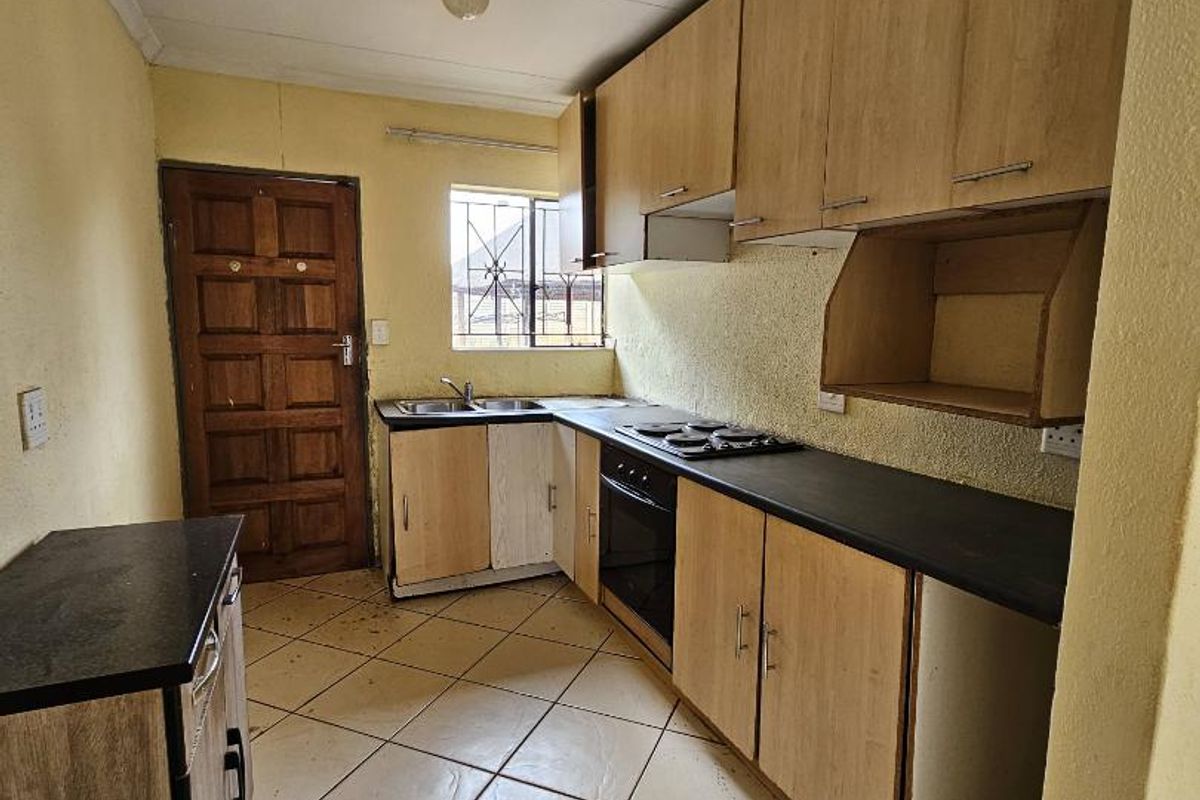 3 bedroom house in clarina - Photo 4