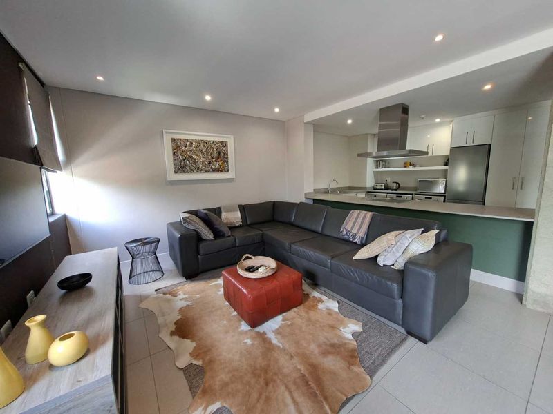 Fully Furnished 2 bed, 2 bath, 2nd floor apartment available in Parkmore - Photo 5
