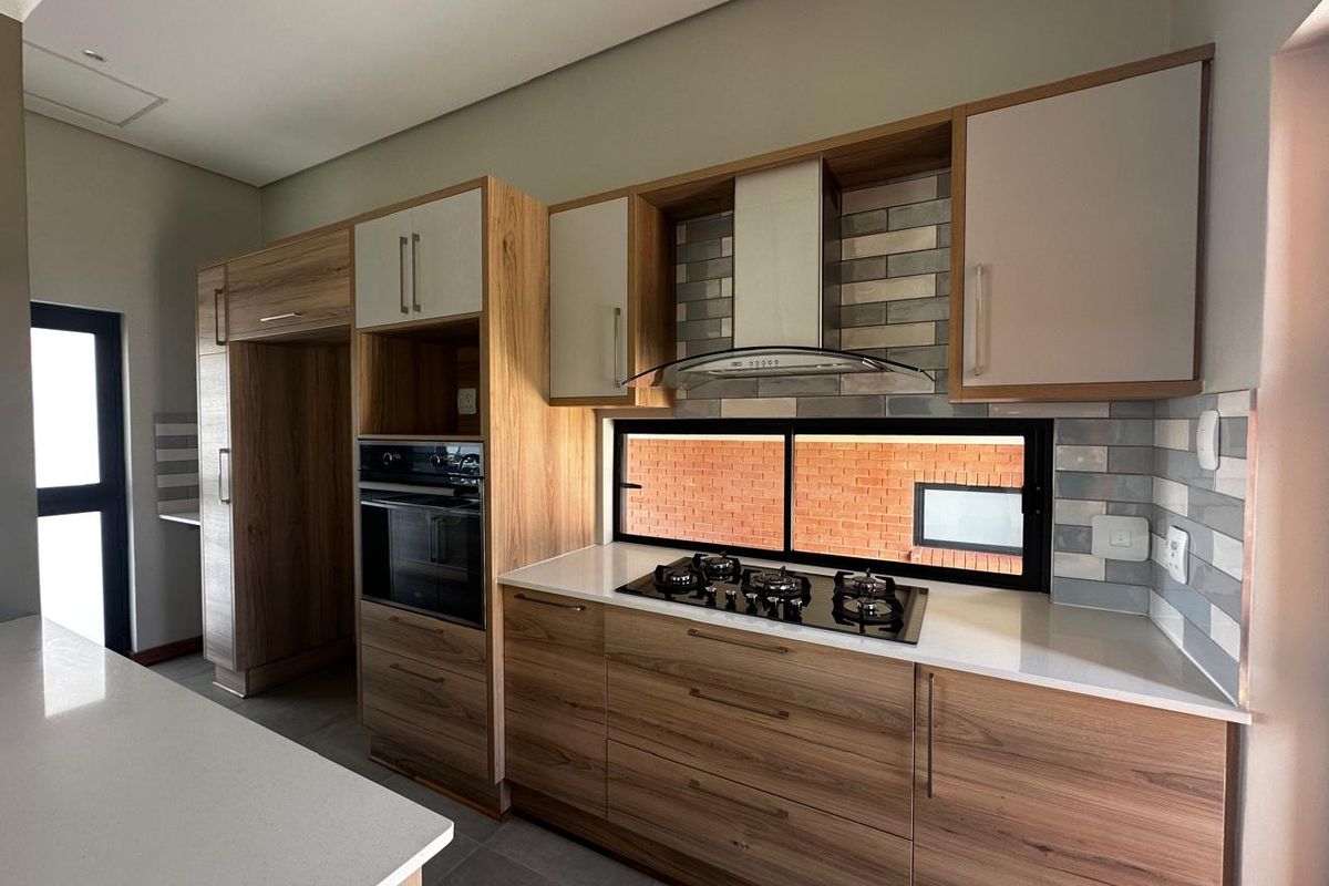 Idyllic Retirement Living Awaits - Photo 2