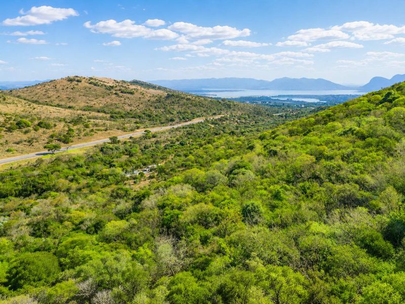 Own 4 Hectares with Panoramic Views over Hartbeespoort Dam - Photo 8