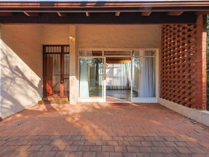 3 Bedroom Family Home in the Heart of Murrayfield - Photo 2