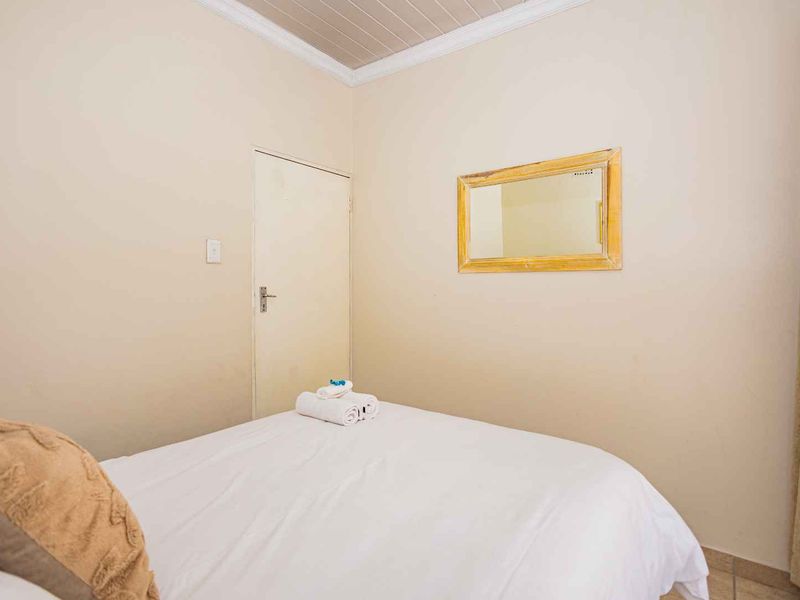 La Bella Vida Self Catering Apartments - Photo 8