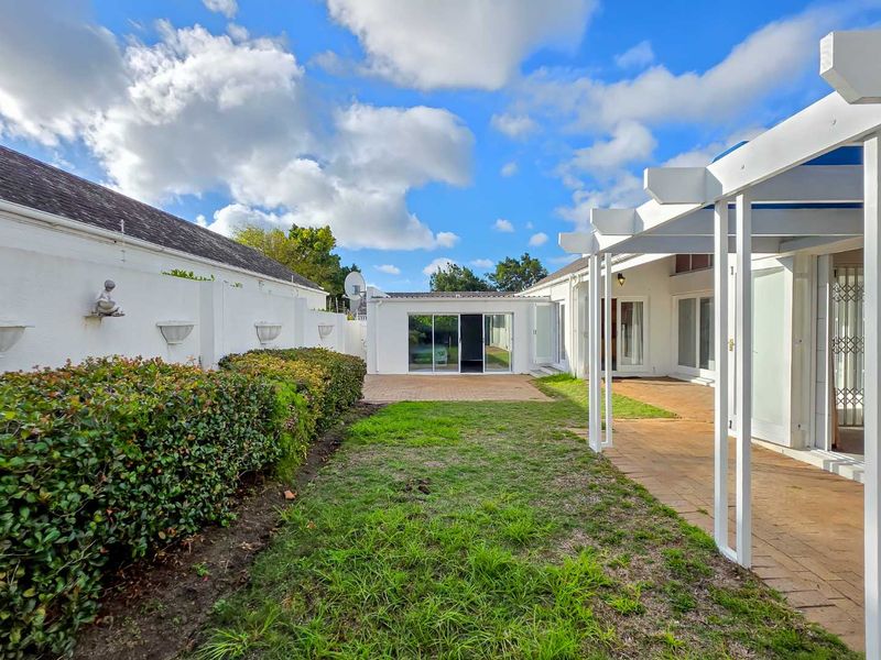 Charming townhouse in prime location - Photo 4