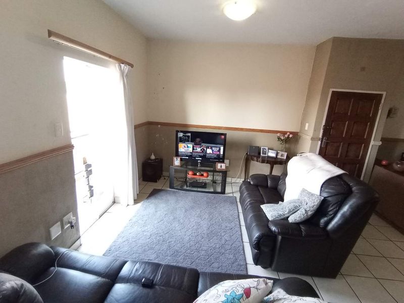 2 BEDROOM APARTMENT FOR SALE IN NORKEM PARK EXT 2 - Photo 6
