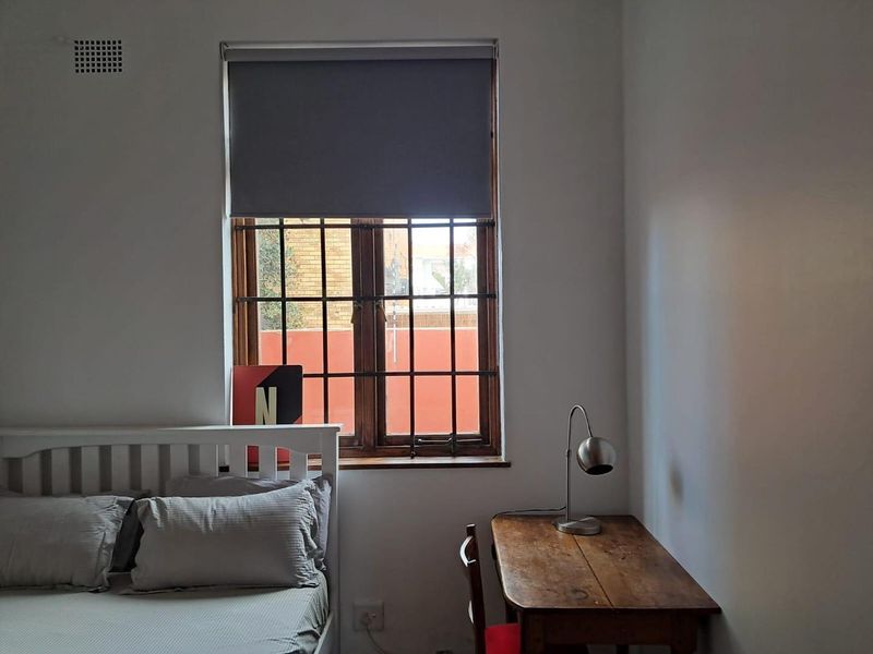 Charming Room in Prime Location - Photo 3