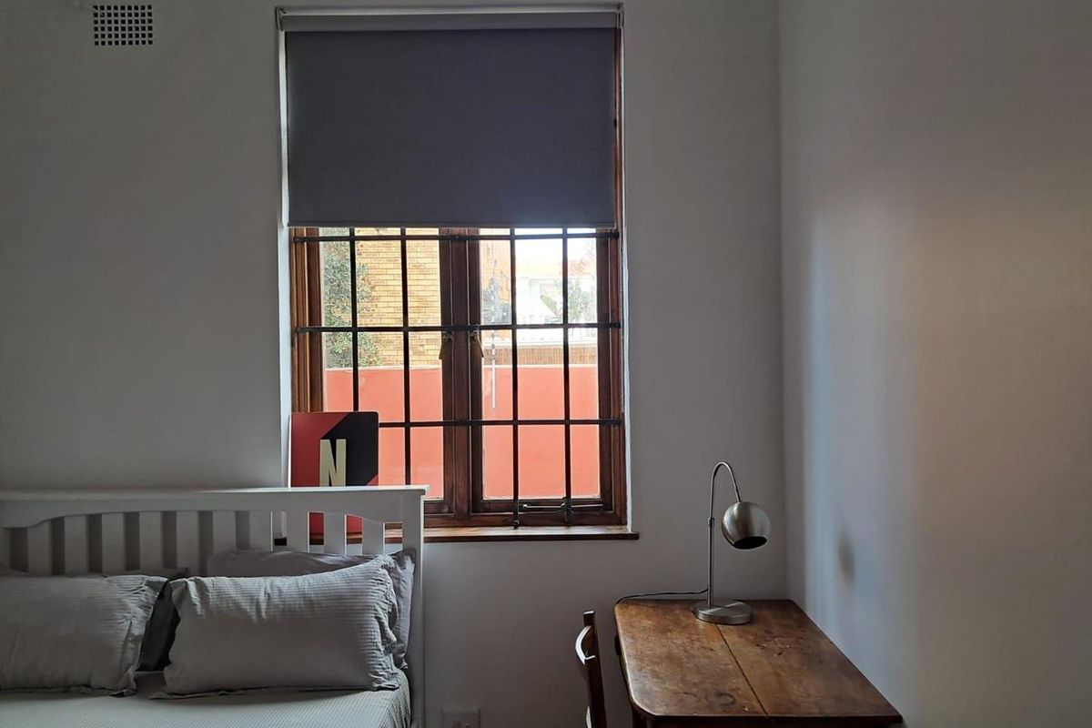 Charming Room in Prime Location - Photo 3
