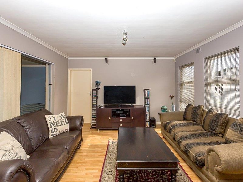 Perfect Family Home in the perfect location - Photo 3