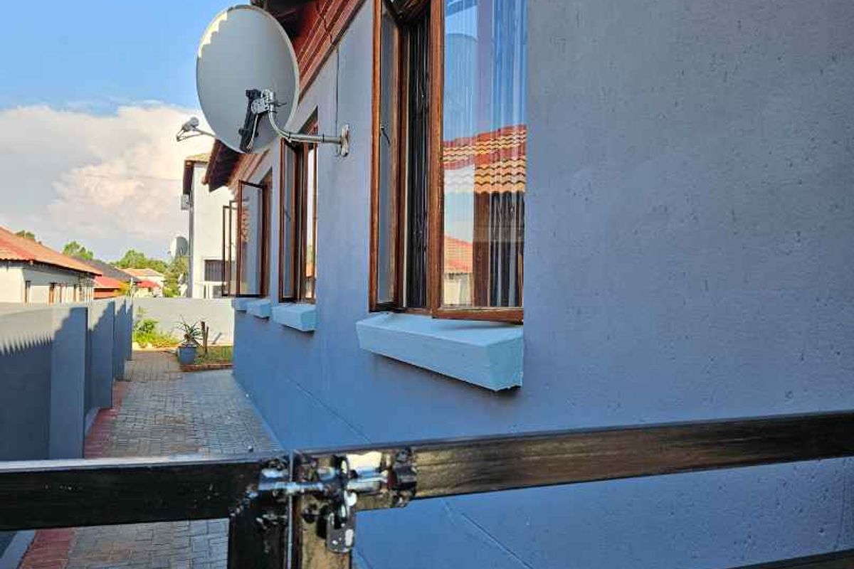 3 beautiful bedroom house in the heart of amandasig - Photo 3