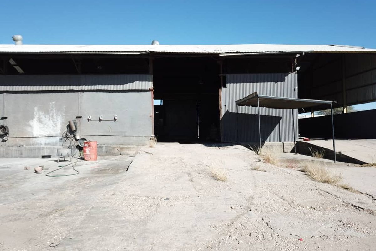 Industrial Property  & Warehouse - Photo 4
