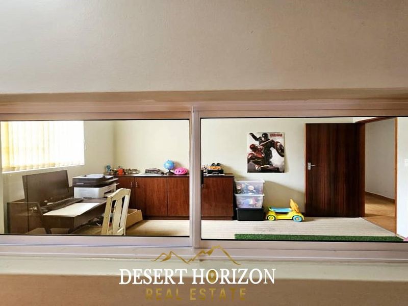 Walvisbay, Fairways Estate |  Beuatiful Family home for sale - Photo 9