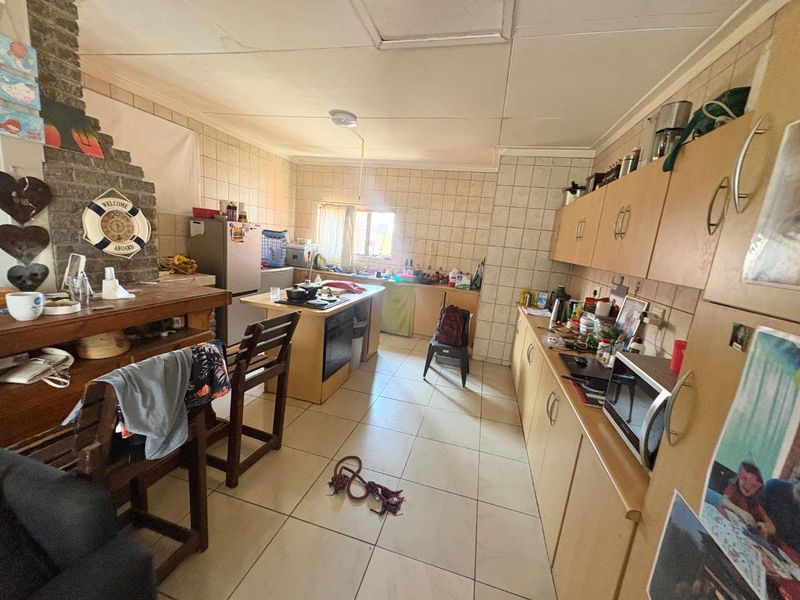 2x3 Bedrooms Units & Flats For Sale in Walvis Bay Central - Photo 7