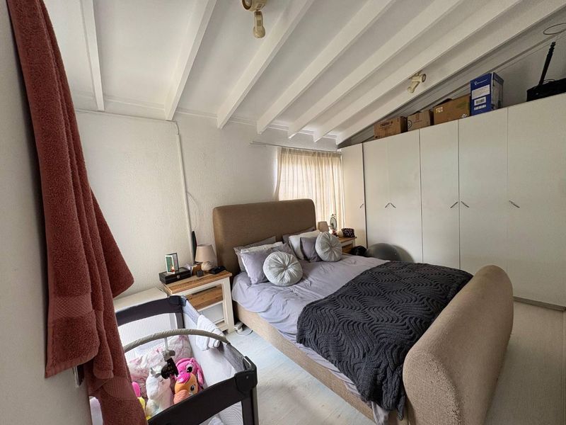 Charming 2 Bedroom Simplex Apartment in Sought-After Meyersdal - Photo 8