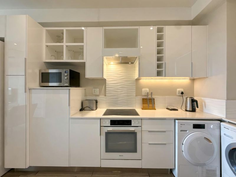 North-Facing 2-Bedroom Apartment with Serene Leafy Views | Flexible Studio + 1-Bed Layout at The Regency - Photo 9