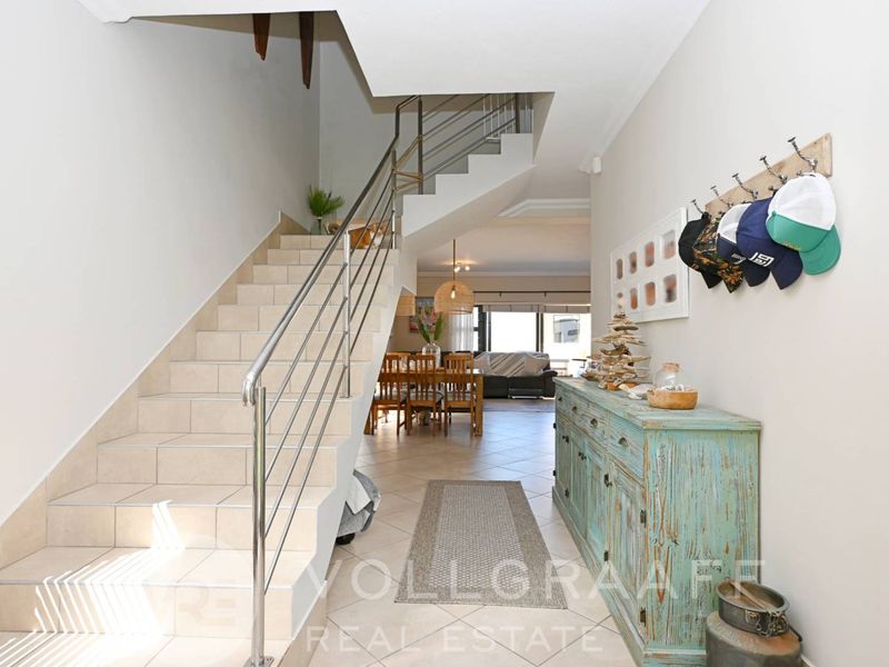 Life is better by the beach - Photo 4