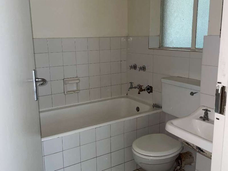 0.5-Bedroom Flat to Let – Thabazimbi, Sunnyside - Photo 4