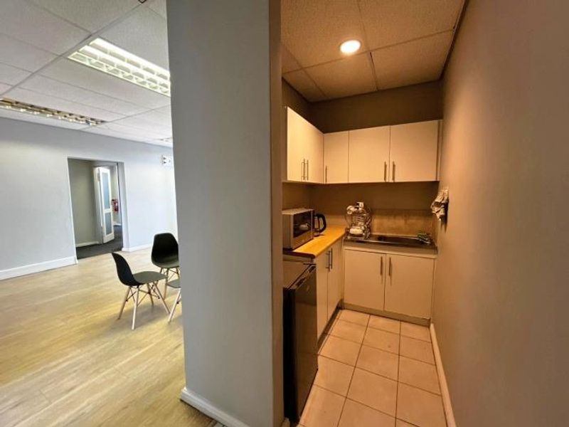 First Floor Office in Millennium Business Park - Photo 4