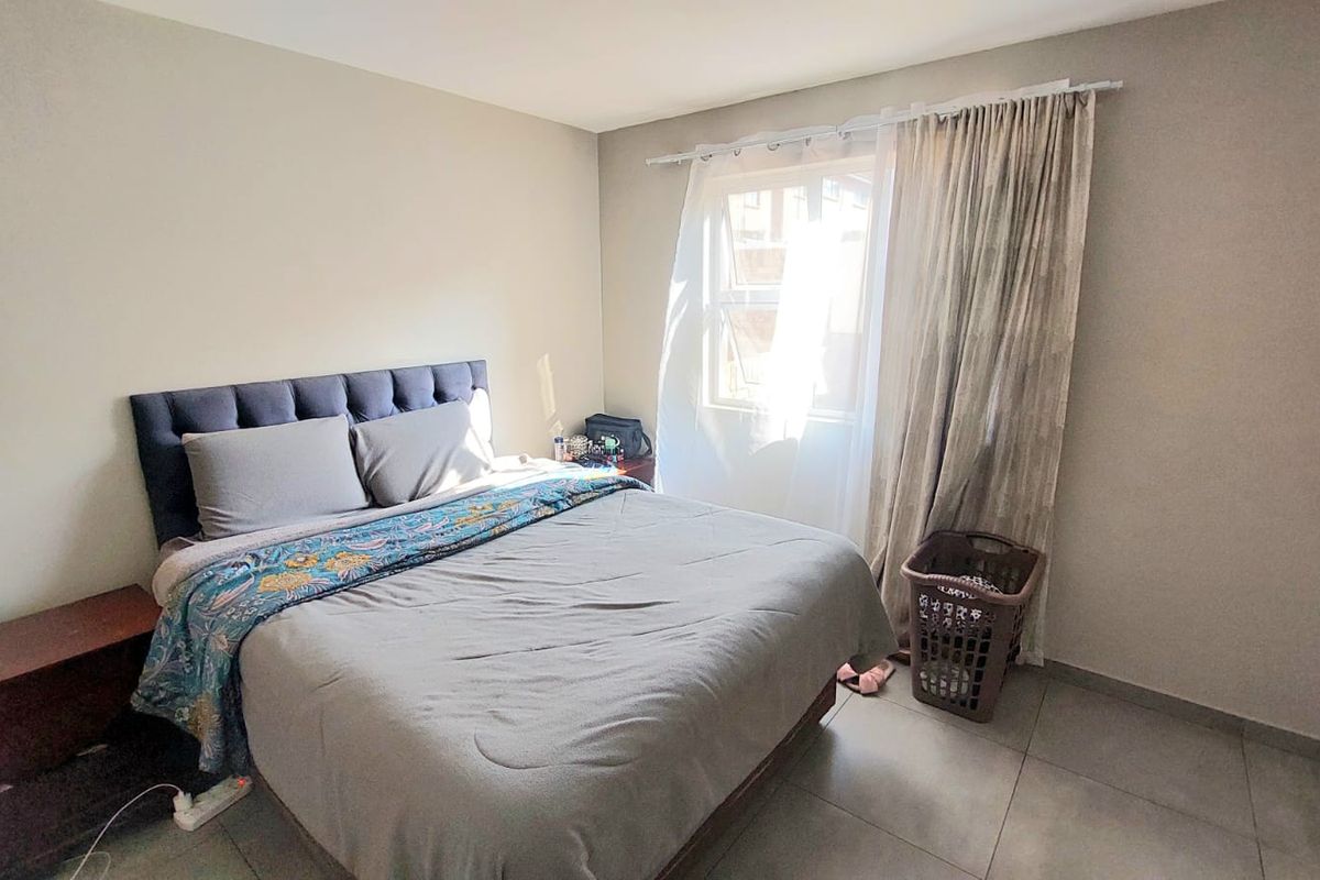 Your Perfect 2-Bed Unit: Backyard, Patio & Extra Storage - Photo 5