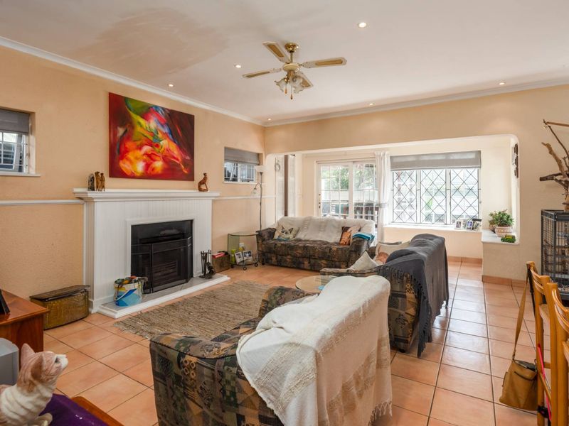 Your Dream Family Home Awaits - Photo 3