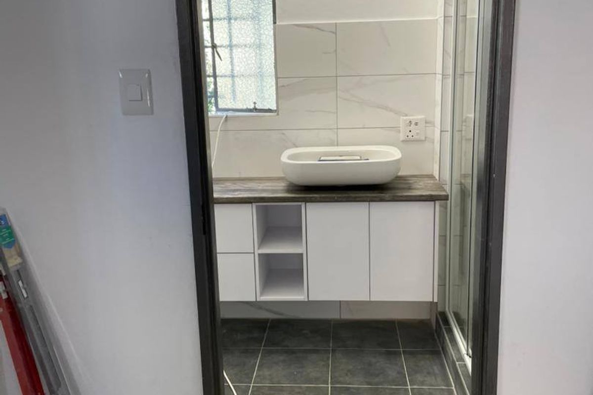 Duet House To Let In Tauben Glen - Photo 5