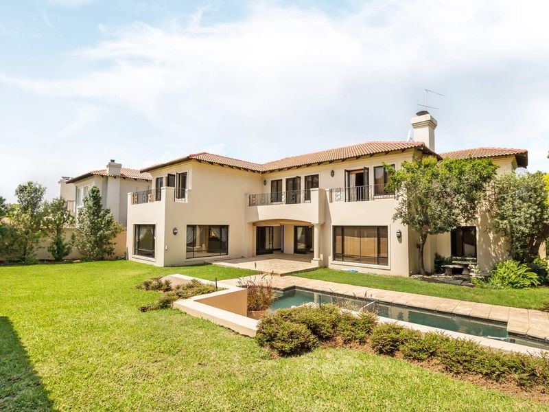 PERFECT HOME FOR ENTERTAINING - Photo 1