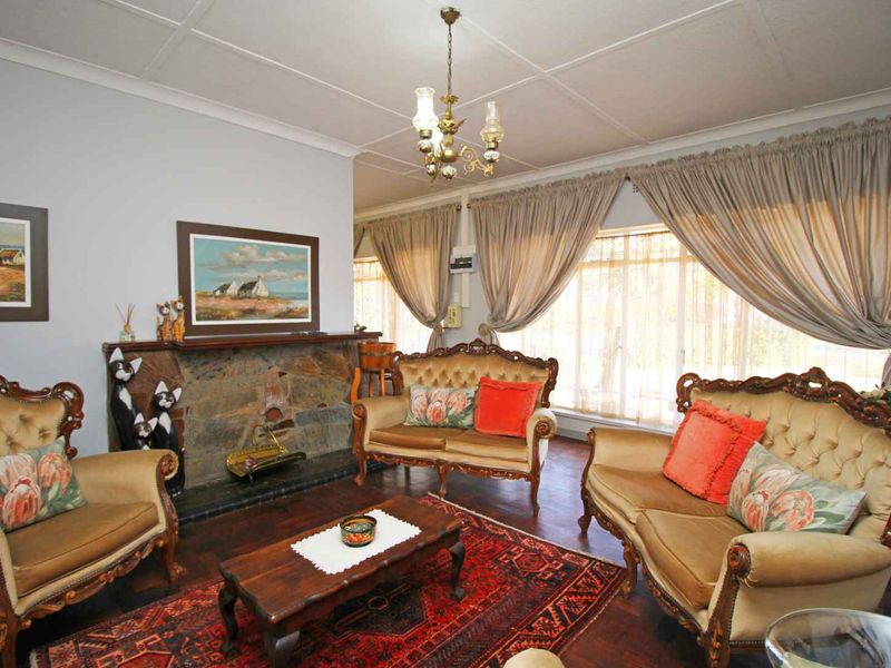 Spacious Family Comfort in a Peaceful Setting - Photo 6