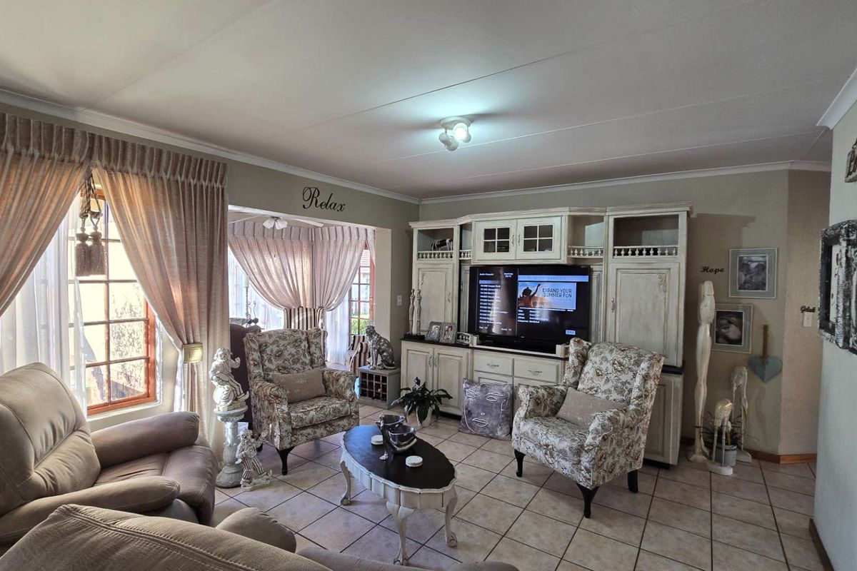 Exceptional Beautiful Retirement Unit for sale - Photo 4