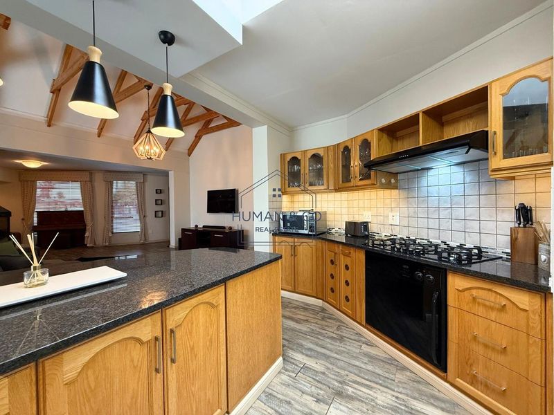 Spacious 5 Bedroom house in prime Meersig Area - Photo 6