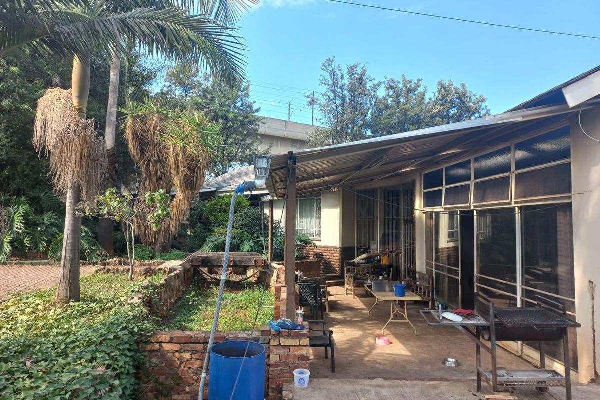 Small Holding for sale!!  UPGRADED AND NEWLY RESTORATED  Opportunity for Investment - Photo 5