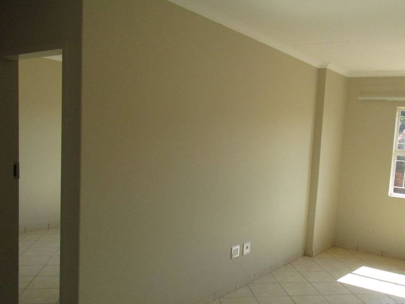 2 BEDROOM FLAT TO RENT IN PHILIP NEL PARK - Photo 7