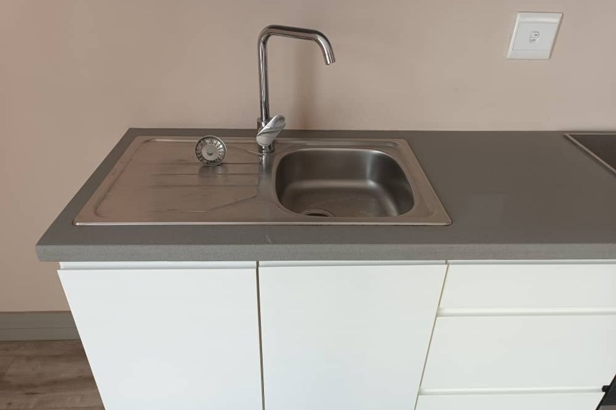 Retirement Apartment in Sought After Complex - Photo 5