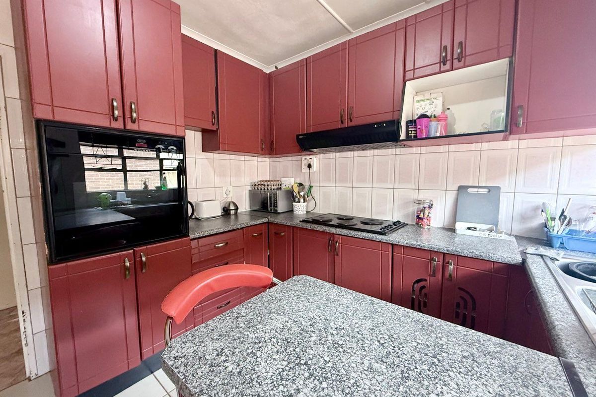 3 bedroom house for sale in vryheid - Photo 5