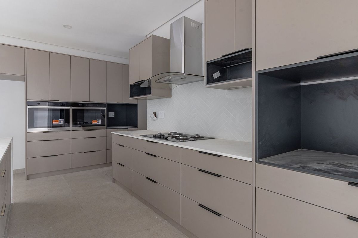 Find Your Big and Beautiful Dream Home Today - Photo 2
