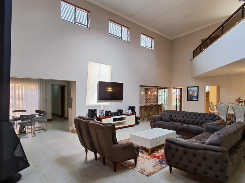 Breathtaking 5-bedroom house for Sale - Photo 2