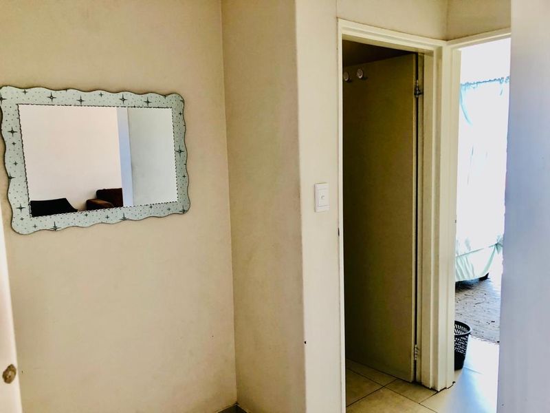 2 Bedroom Townhouse For Sale in Rocky Crest - Photo 7