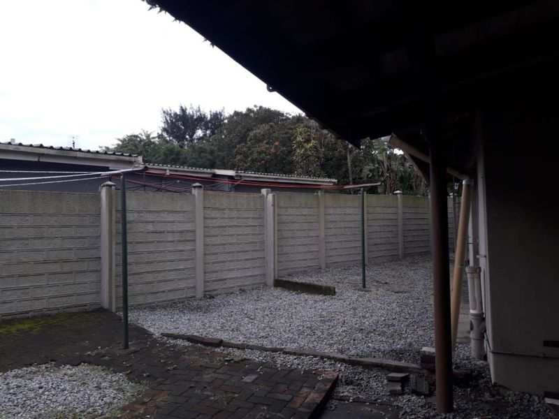 1 bedroom House in ARBORETUM - Photo 2