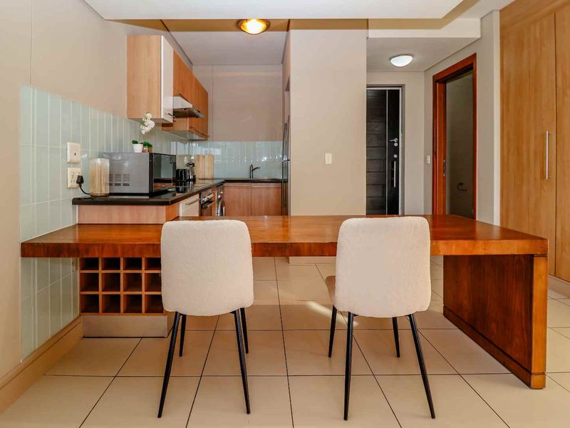 Upmarket Apartment Fully Furnished and Equipped! - Photo 5