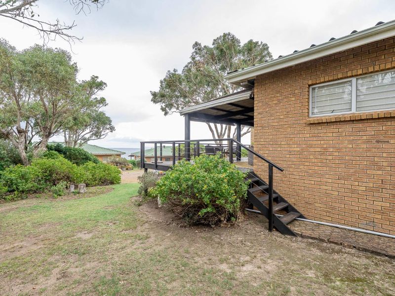 Seaside Cottage Within Secure Complex - Photo 9
