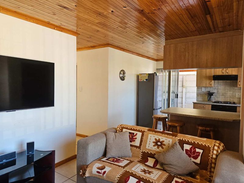 The Perfect Holiday Home or Permanent Coastal Retreat - Photo 5