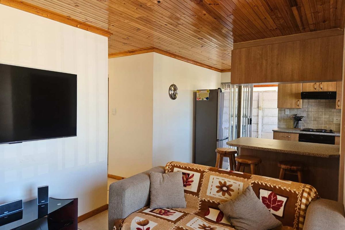 The Perfect Holiday Home or Permanent Coastal Retreat - Photo 5
