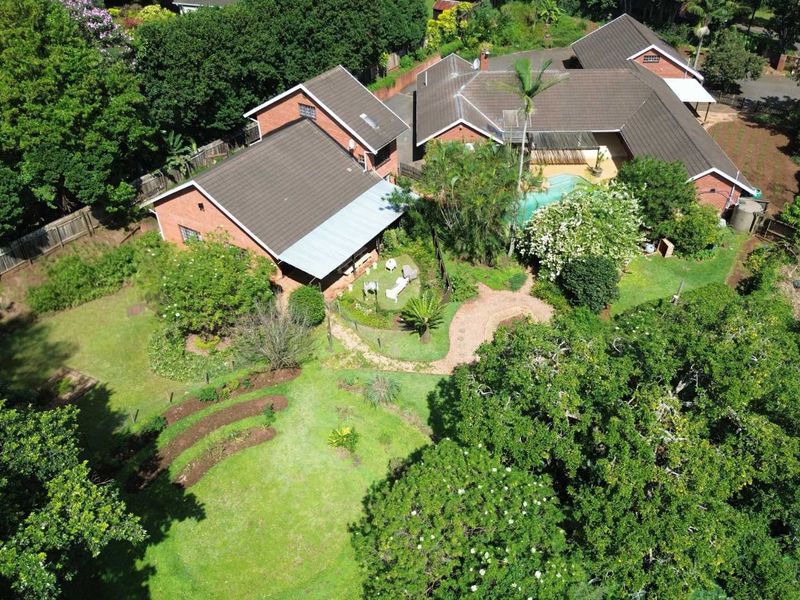 Prime Position Property + 2 Flatlets = Exceptional Value - Photo 2